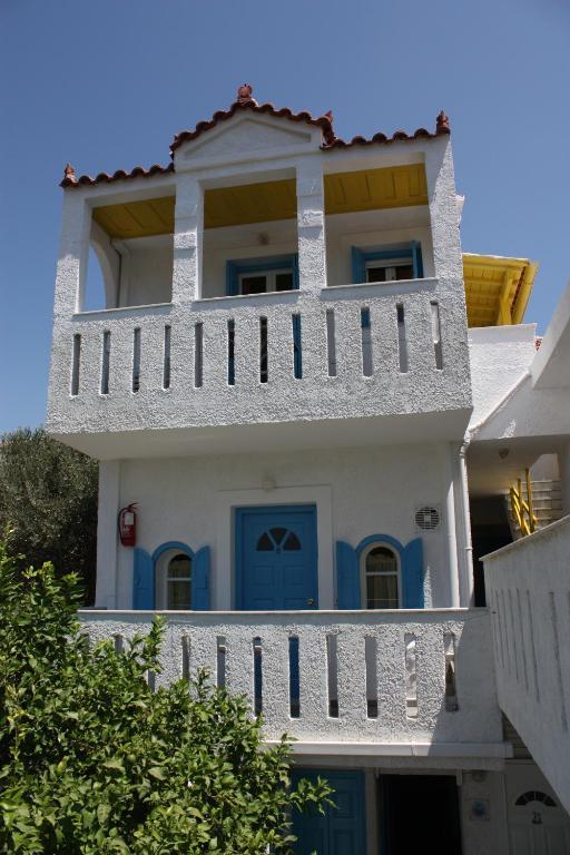 Pelagia Apartment Marathokampos Exterior photo